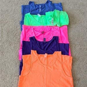 NWOT Blank Tank Tops Adult size small